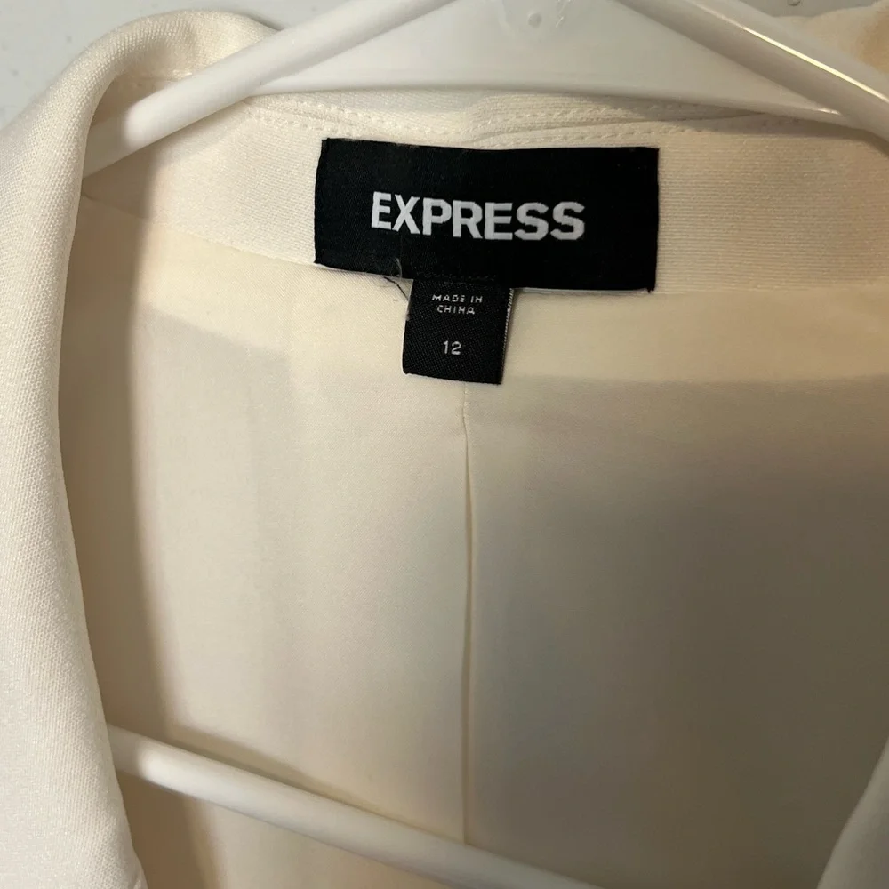 Express Cream and Gold Double-Breasted Blazer, size 12 - Picture 6 of 7